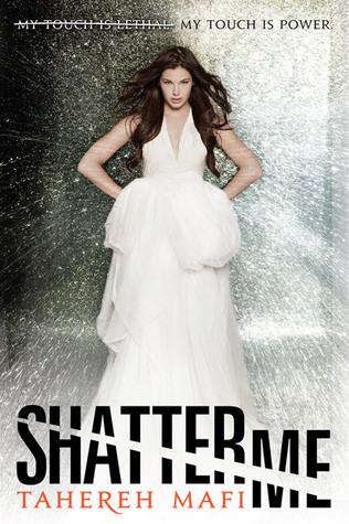 Shatter Me by Tahereh Mafi book cover